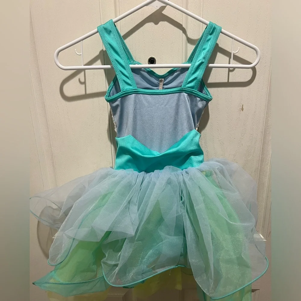 Weissman change the world‎ dance costume
